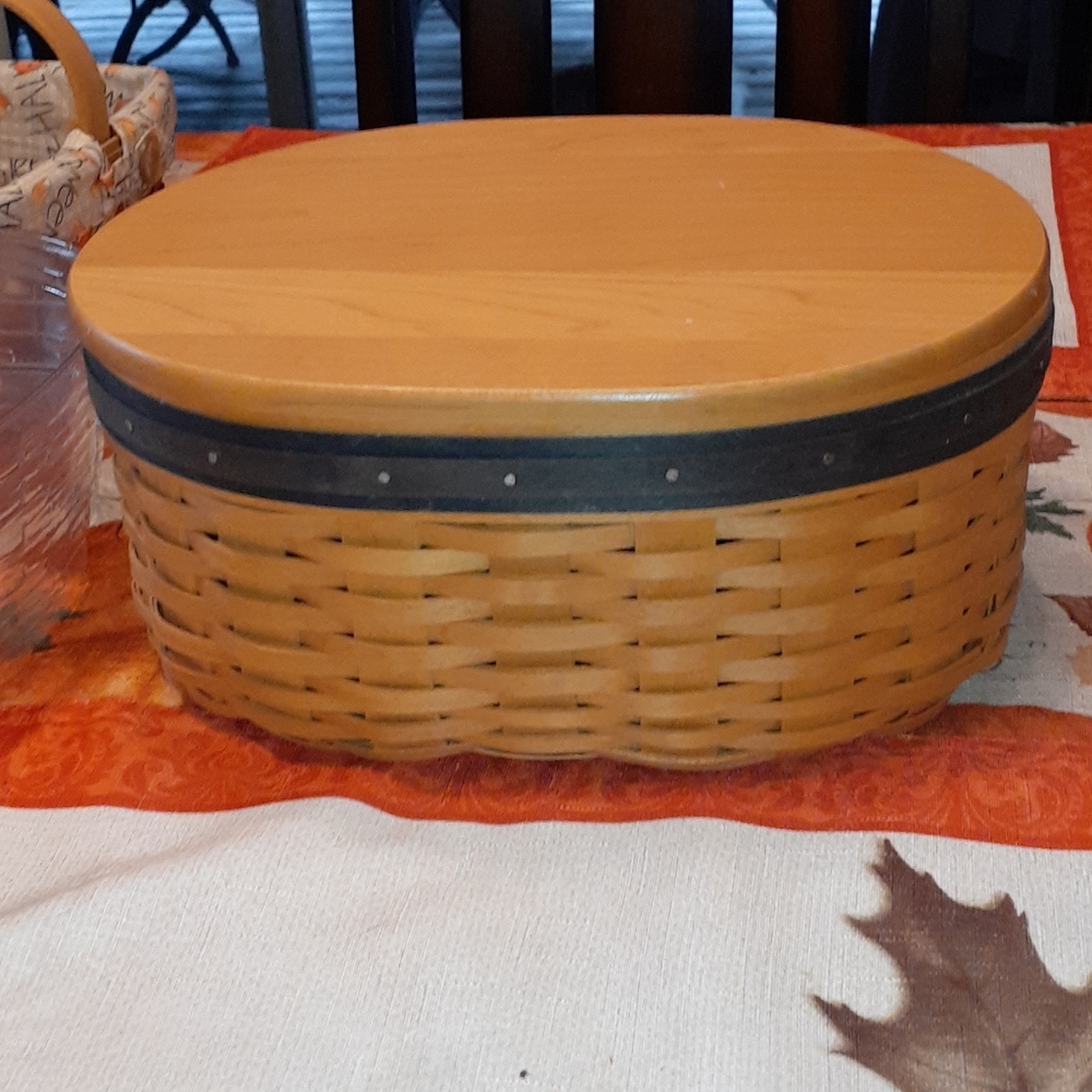 Preowned Longaberger 2001 Harmony Basket
